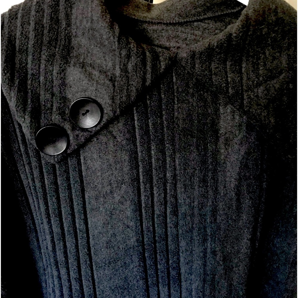 Le Moda Gray Pleated Cape Shawl One Size